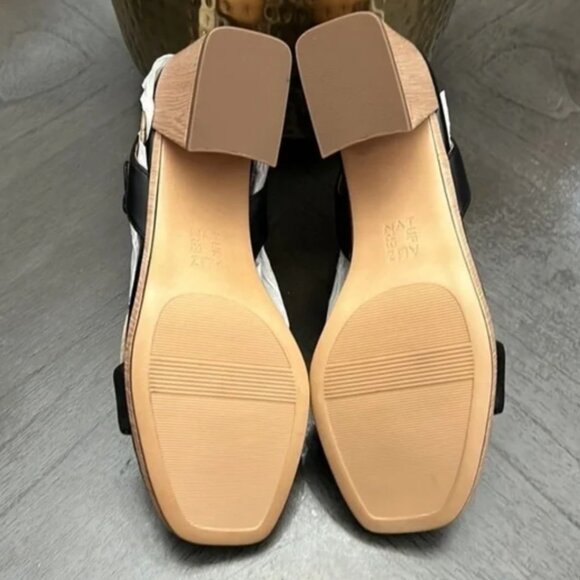 Naturalizer Leather Block Heeled Sandal - Rose (WIDE) - Picture 3 of 6